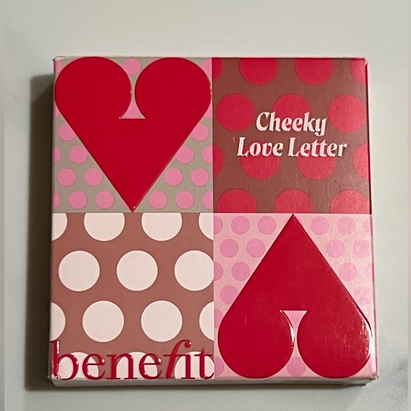 Benefit Cosmetics Cheeky Love Letter Blush and Bronzer Palette - Picture 3 of 9